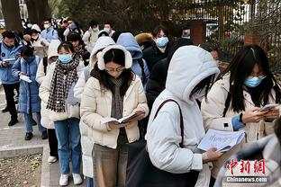 记者：不知道混血球员伍小海会去哪里，但海港无意竞争