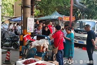 冲击七连胜！快船首发：乔治、小卡、祖巴茨、特伦斯-曼恩、哈登